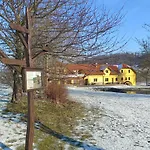 Guest house Podvesky Mlyn *