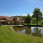 Guest house Podvesky Mlyn Tlumacov