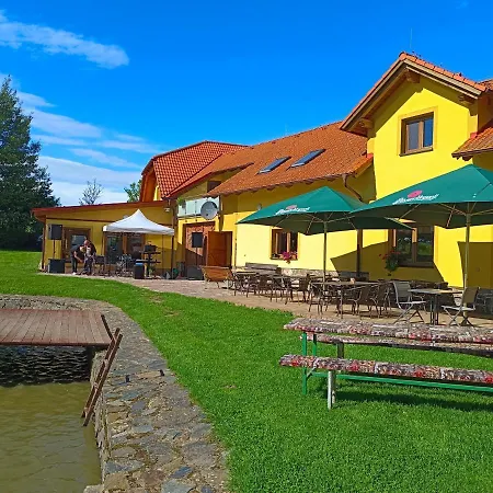 Gæstehus Podvesky Mlyn *