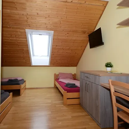 Casa de hóspedes Podvesky Mlyn Tlumacov