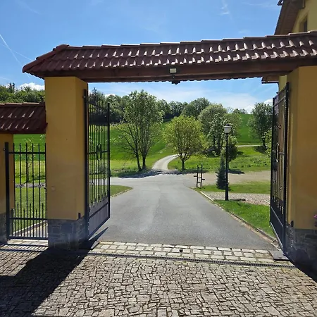 Casa de hóspedes Podvesky Mlyn